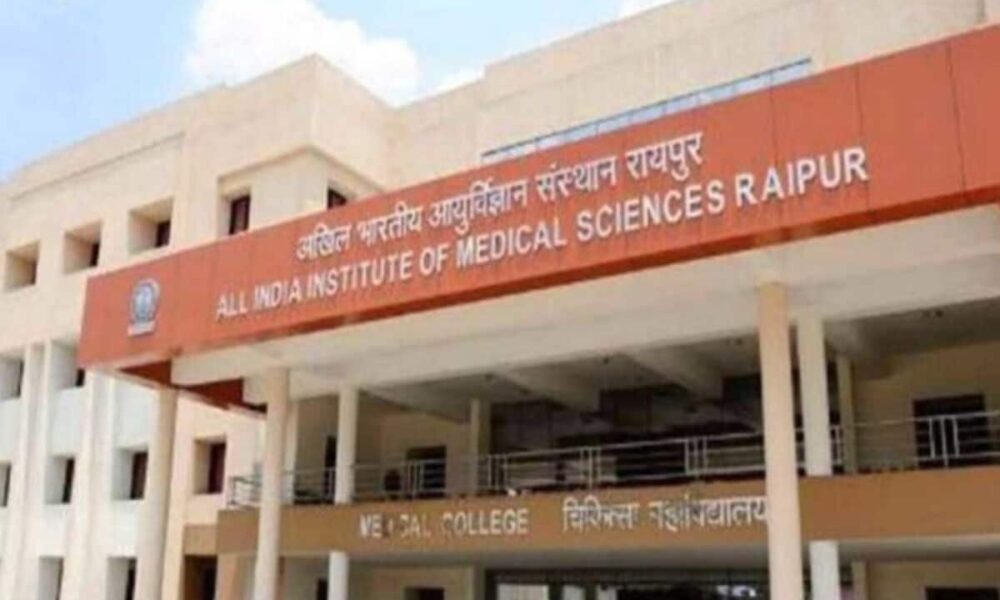 लंबे समय के इंतजार के बाद रायपुर एम्स को मिला डायरेक्टर, लेफ्टिनेंट जनरल अशोक जिंदल को कमान