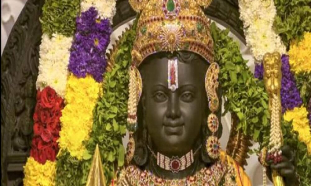 रामलला के रंग पर कांग्रेस विधायक ने उठा दिया सवाल, जमकर हुआ बवाल