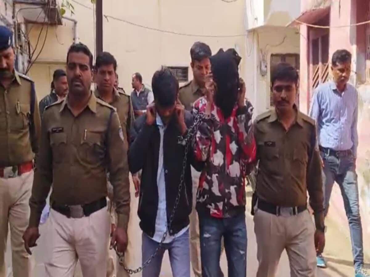 अपराध करना पाप है, पुलिस हमारी बाप है; MP में पुजारी को 18 बार चाकू गोदने वाले सनकी आशिक पर ऐक्शन अपराध करना पाप है, पुलिस हमारी बाप है; MP में पुजारी को 18 बार चाकू गोदने वाले सनकी आशिक पर ऐक्शन