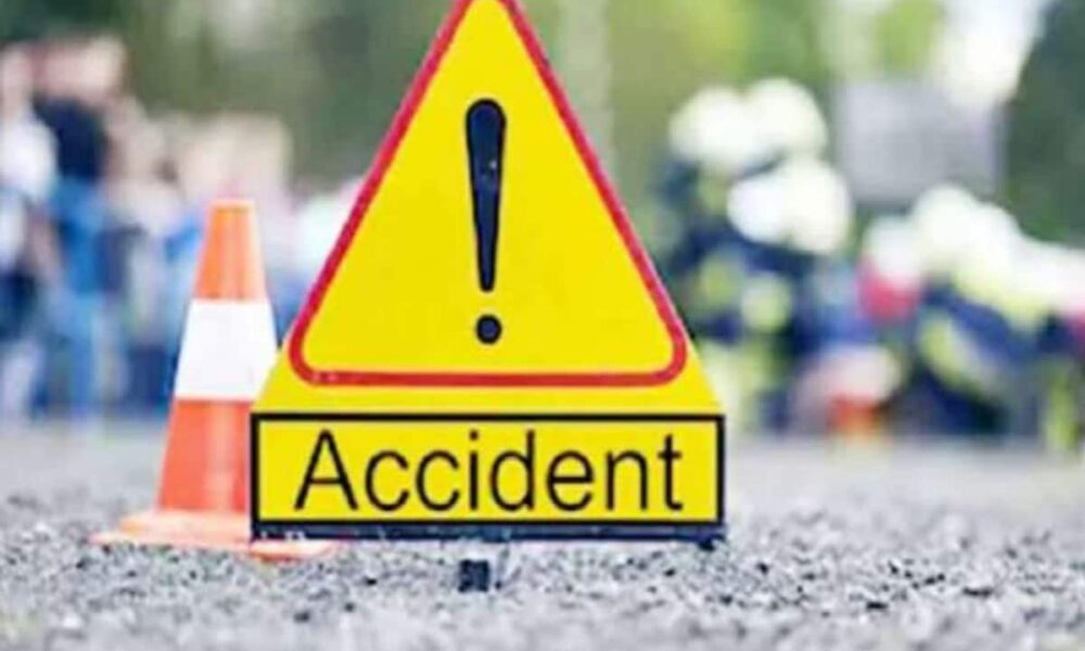 धौलपुर में भीषण सड़क हादसा, बेकाबू ट्रैक्टर ने टेंपो को रौंदा, 3 लोगों की मौत