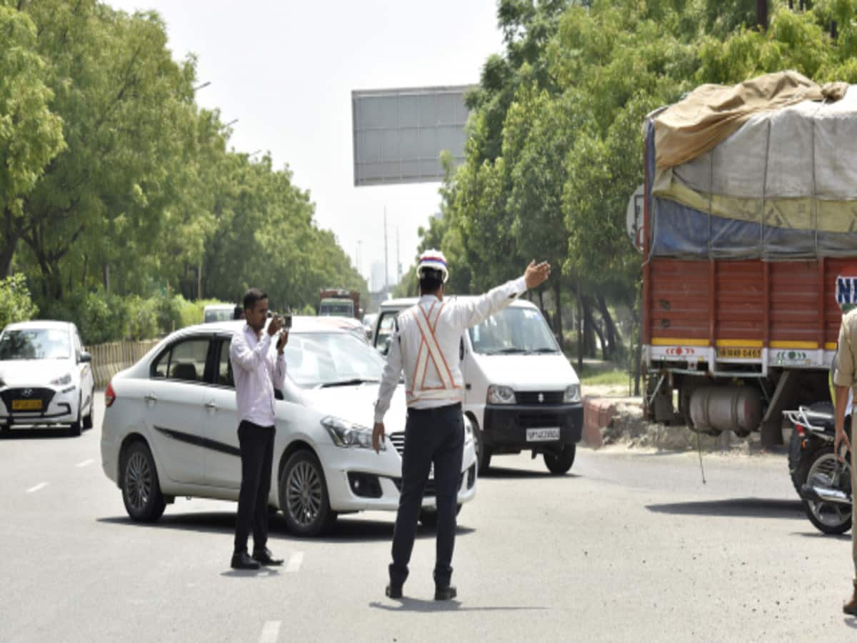 UP Prayagraj Route Diversion for mauni amavasya celebration Ganga snan know parking details UP Prayagraj Route Diversion for mauni amavasya celebration Ganga snan know parking details