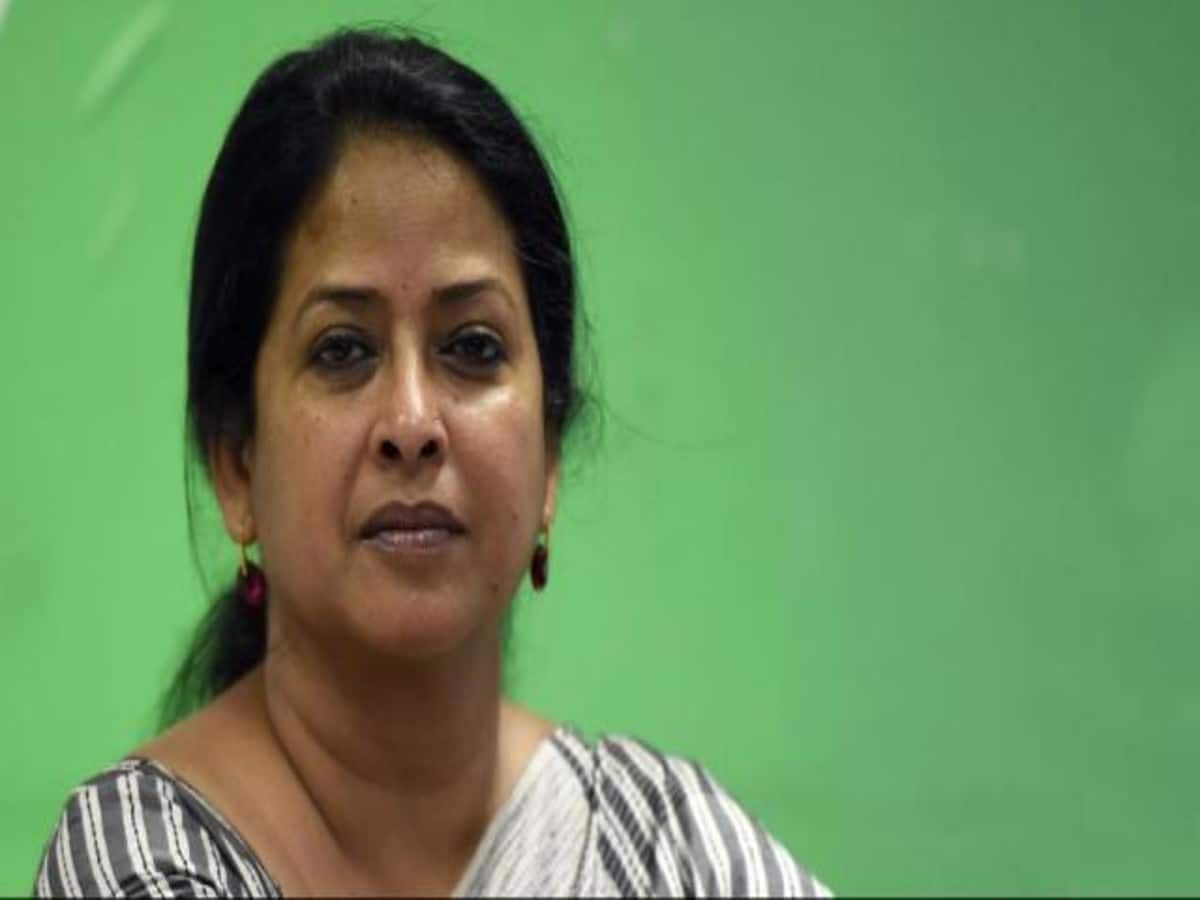 JLF 2024: मैं हार्ड कोर कांग्रेसी हूं, BJP में जाने के सवाल पर पूर्व राष्ट्रपति की बेटी शर्मिष्ठा मुखर्जी JLF 2024: मैं हार्ड कोर कांग्रेसी हूं, BJP में जाने के सवाल पर पूर्व राष्ट्रपति की बेटी शर्मिष्ठा मुखर्जी