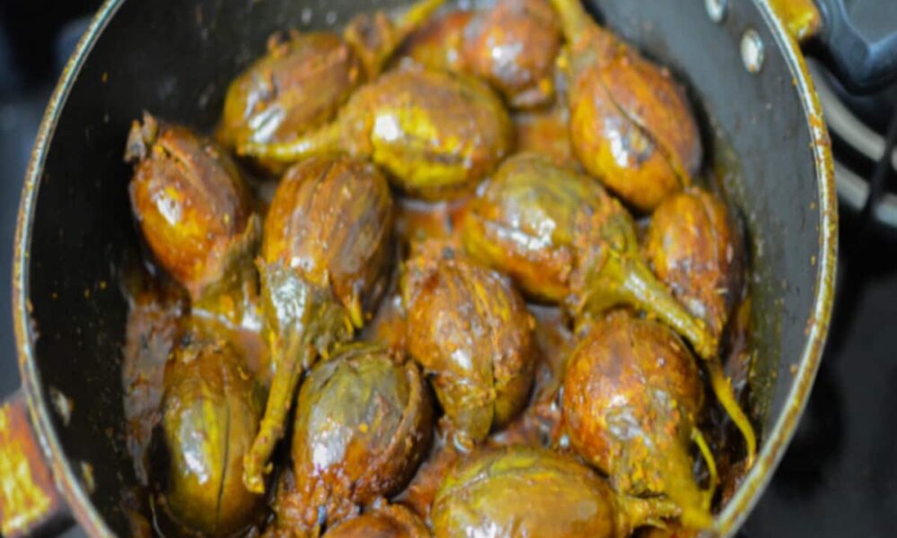 Stuffed Baingan: भरवां बैंगन की बिल्कुल नई रेसिपी, बदल देगी स्वाद