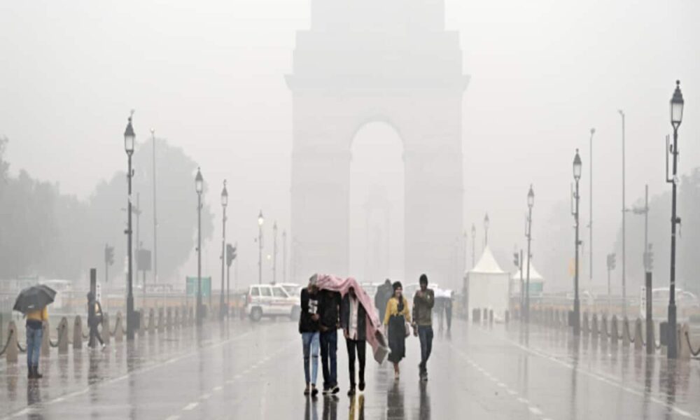 Delhi NCR weather rain thunderstorm on 1 february IMD forecasts more showers aaj ka mausam