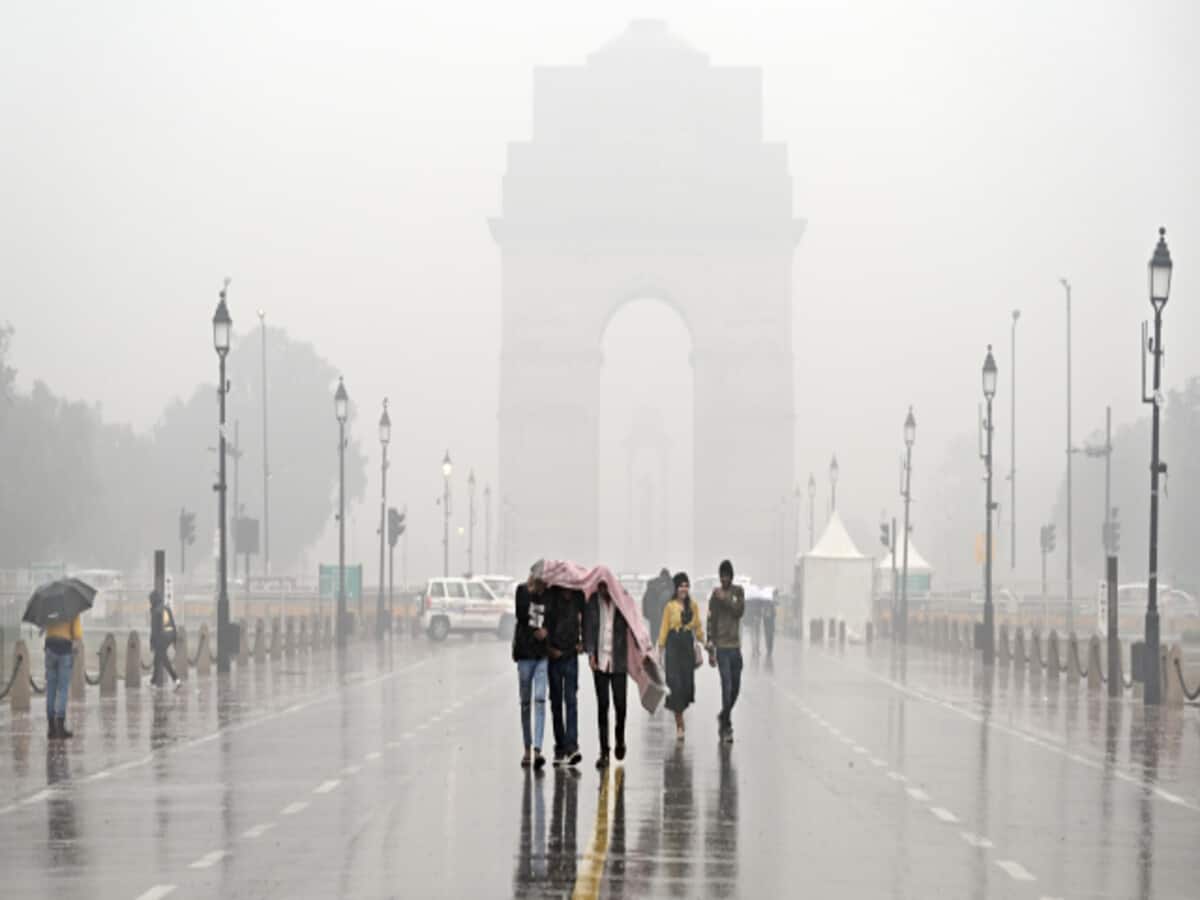 Delhi NCR weather rain thunderstorm on 1 february IMD forecasts more showers aaj ka mausam