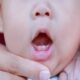 Teething Problem: दांत निकलने के दौरान बच्चों को हो रही तकलीफ तो आराम दिलाएंगे ये तरीके