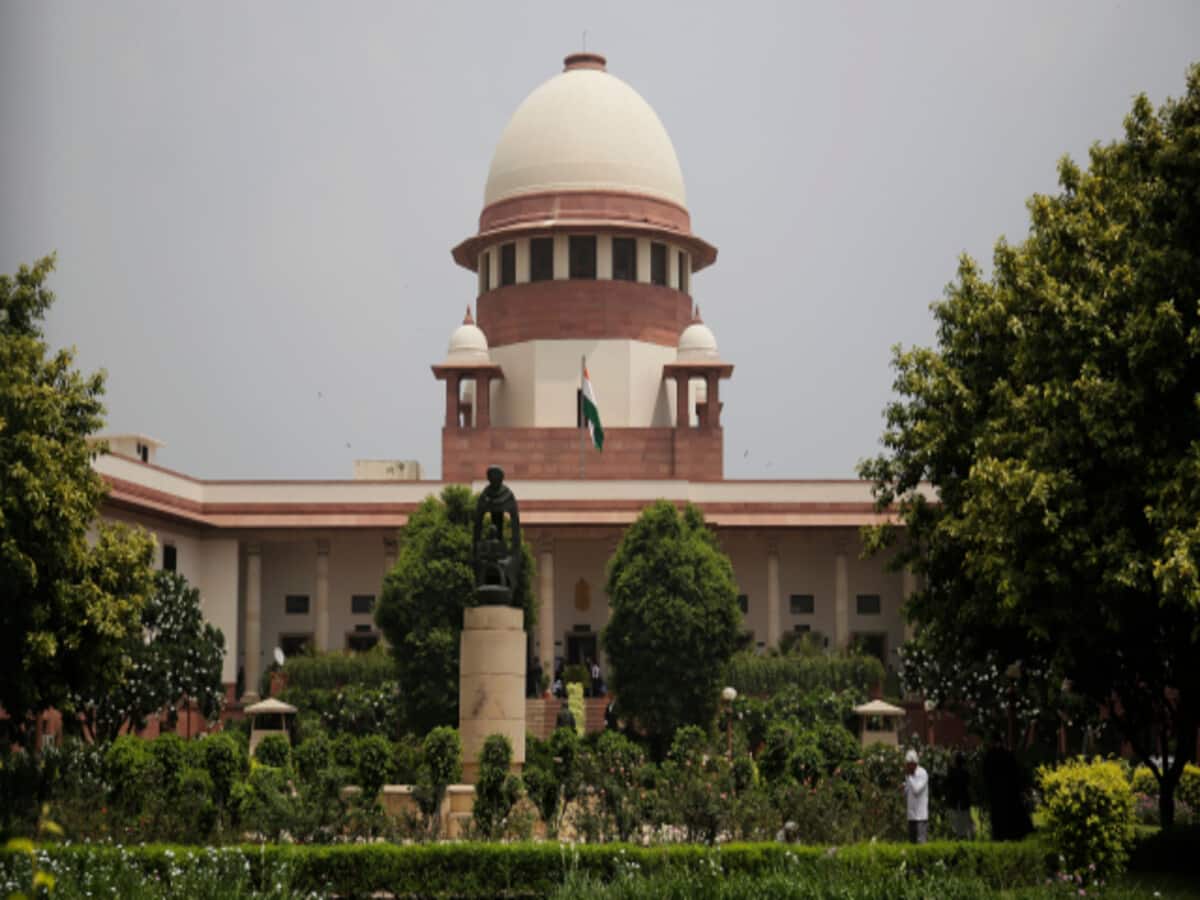 छह महिला न्यायिक अधिकारियों को नहीं मिली राहत, अपने फैसले पर कायम हाईकोर्ट; क्या है मामला छह महिला न्यायिक अधिकारियों को नहीं मिली राहत, अपने फैसले पर कायम हाईकोर्ट; क्या है मामला