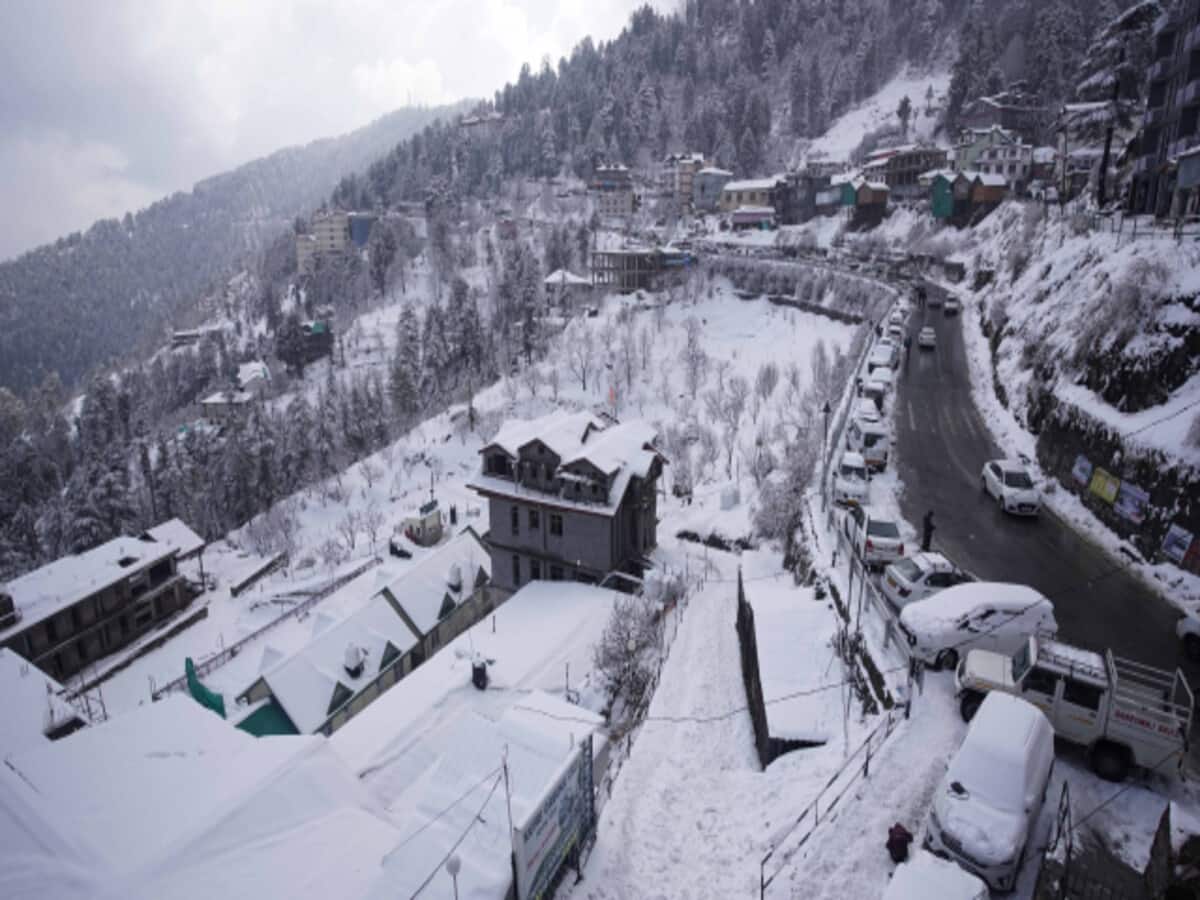 Weather of Uttarakhand changed again heavy snowfall in these districts IMD update Weather of Uttarakhand changed again heavy snowfall in these districts IMD update