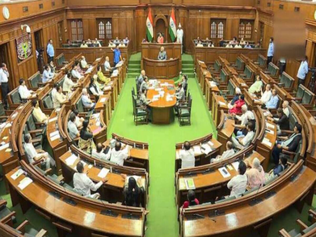 दिल्ली में कल बुलाया जाएगा विधानसभा का स्पेशल सत्र दिल्ली में कल बुलाया जाएगा विधानसभा का स्पेशल सत्र