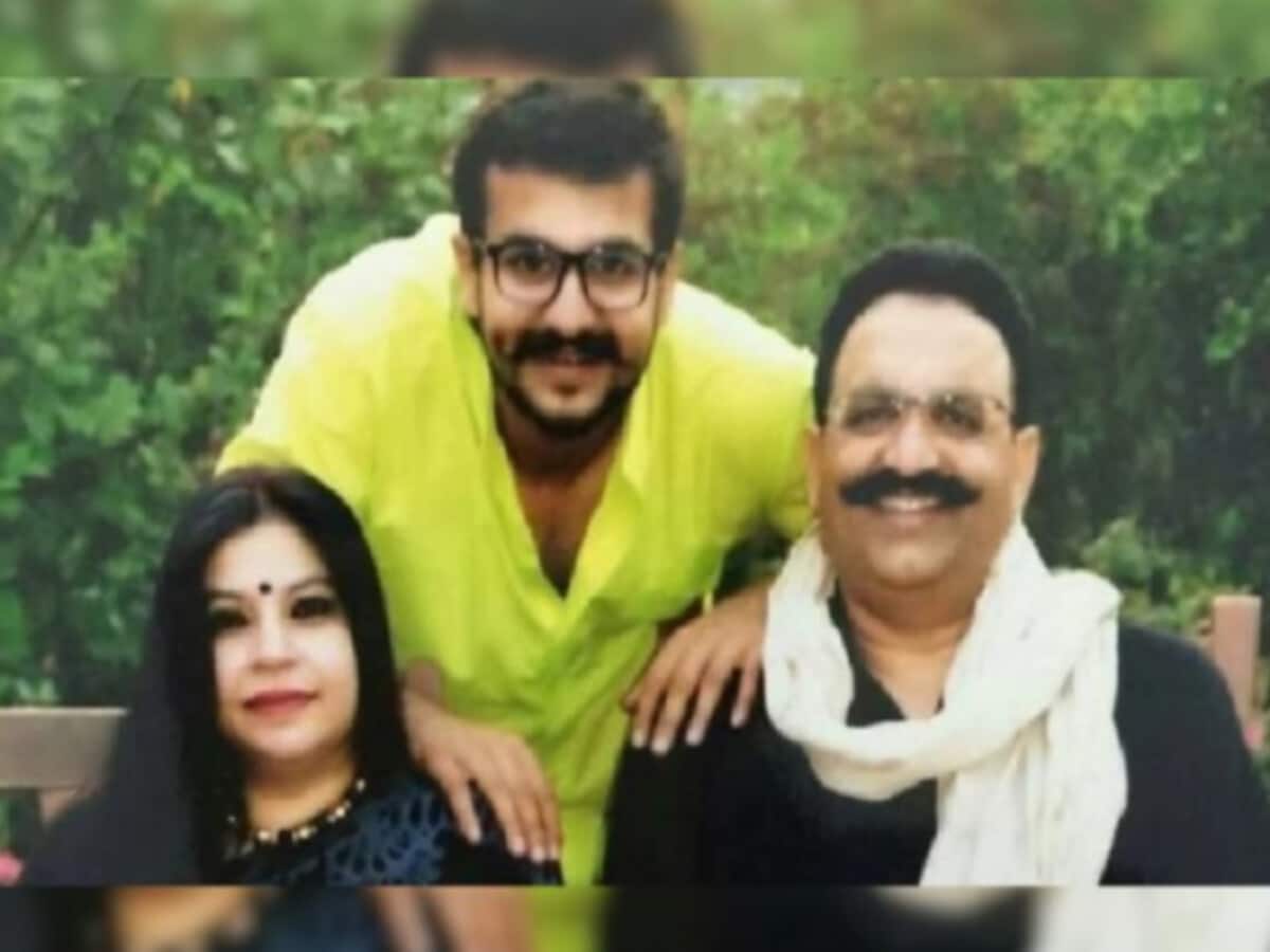 afsha ansari abbas ansari did not get to see mukhtar for the last time afraid of arrest abbas not got permission from court afsha ansari abbas ansari did not get to see mukhtar for the last time afraid of arrest abbas not got permission from court