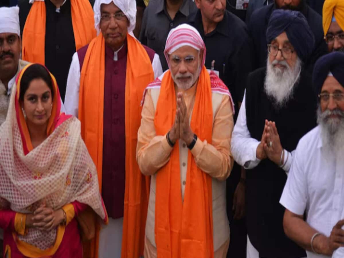 लोकसभा चुनाव से पहले पंजाब में कुनबा बढ़ाएगी बीजेपी, अकाली से गठबंधन की तैयारी लोकसभा चुनाव से पहले पंजाब में कुनबा बढ़ाएगी बीजेपी, अकाली से गठबंधन की तैयारी