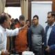 BJP विधायक महेश जीना से विवाद के बाद हड़ताल पर गए कर्मचारी, देहरादून नगर निगम में टेंडर से जुड़ हुआ है मामला