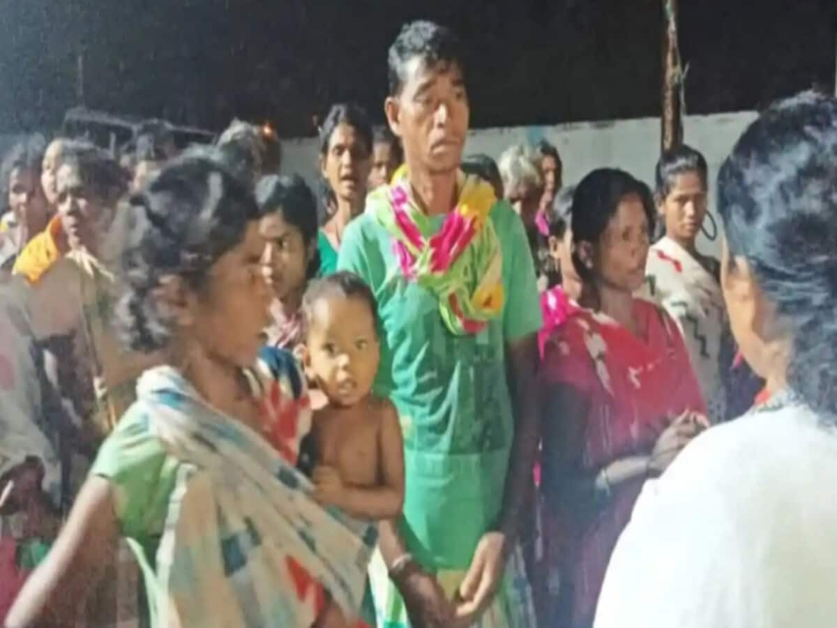 Wife question on encounter husband said Husband was not a Naxalite but a farmer – एनकाउंटर पर पत्नी का सवाल, बोली Wife question on encounter husband said Husband was not a Naxalite but a farmer – एनकाउंटर पर पत्नी का सवाल, बोली