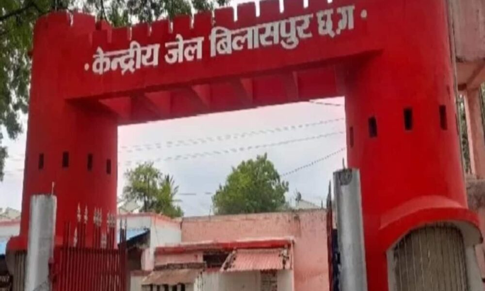 जेल से भाग निकला चोरी का आरोपी, अफसरों को चमका देकर हुआ फरार