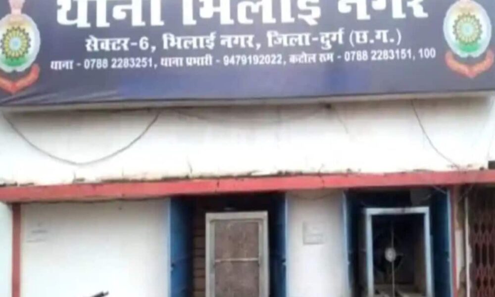 छत्तीसगढ़ी एक्टर मनोज राजपूत पर फिर दर्ज‌ हुआ मामला, पीड़िता ने जान से मारने की धमकी का लगाया आरोप