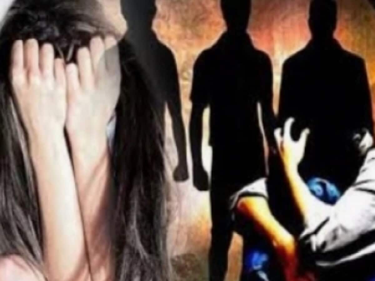 दोस्तों के साथ एक्स बॉयफ्रेंड ने किया नाबालिग का रेप, रात भर बनाए रखा था बंधक, 3 आरोपी गिरफ्तार दोस्तों के साथ एक्स बॉयफ्रेंड ने किया नाबालिग का रेप, रात भर बनाए रखा था बंधक, 3 आरोपी गिरफ्तार