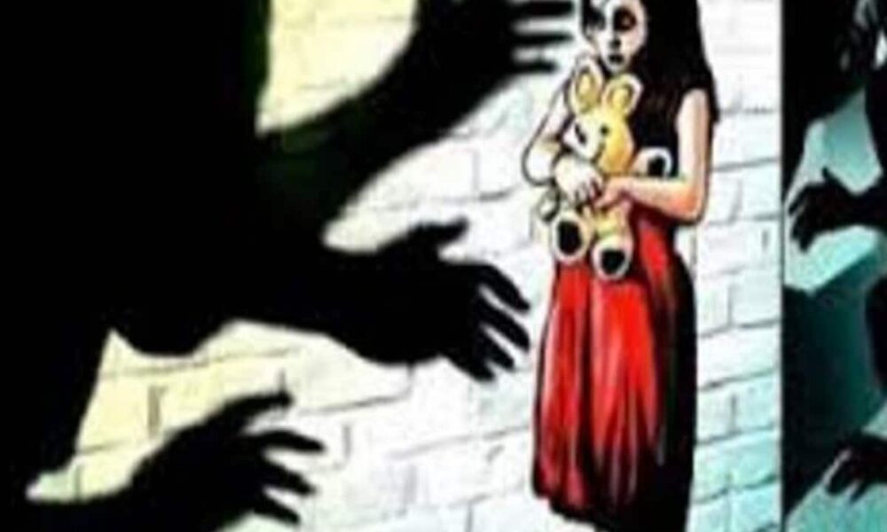 14 और 15 साल के लड़कों ने किया गैंगरेप, 5 साल की बच्ची को बनाया शिकार