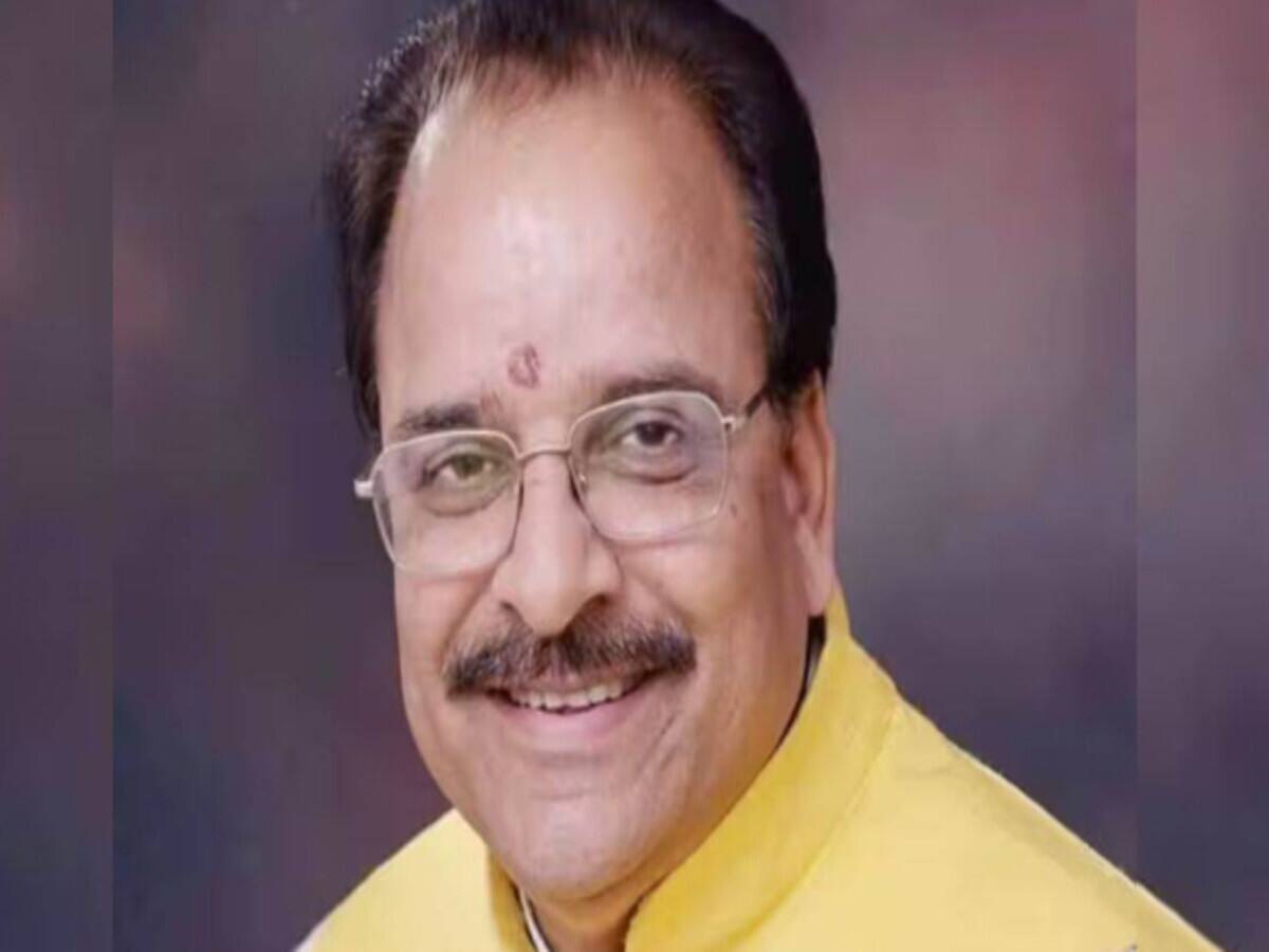 अजय भट्ट के सामने कांग्रेस का नया चेहरा? नैनीताल-ऊधमसिंह नगर संसदीय सीट पर इन नेताओं के बीच दावेदारी अजय भट्ट के सामने कांग्रेस का नया चेहरा? नैनीताल-ऊधमसिंह नगर संसदीय सीट पर इन नेताओं के बीच दावेदारी