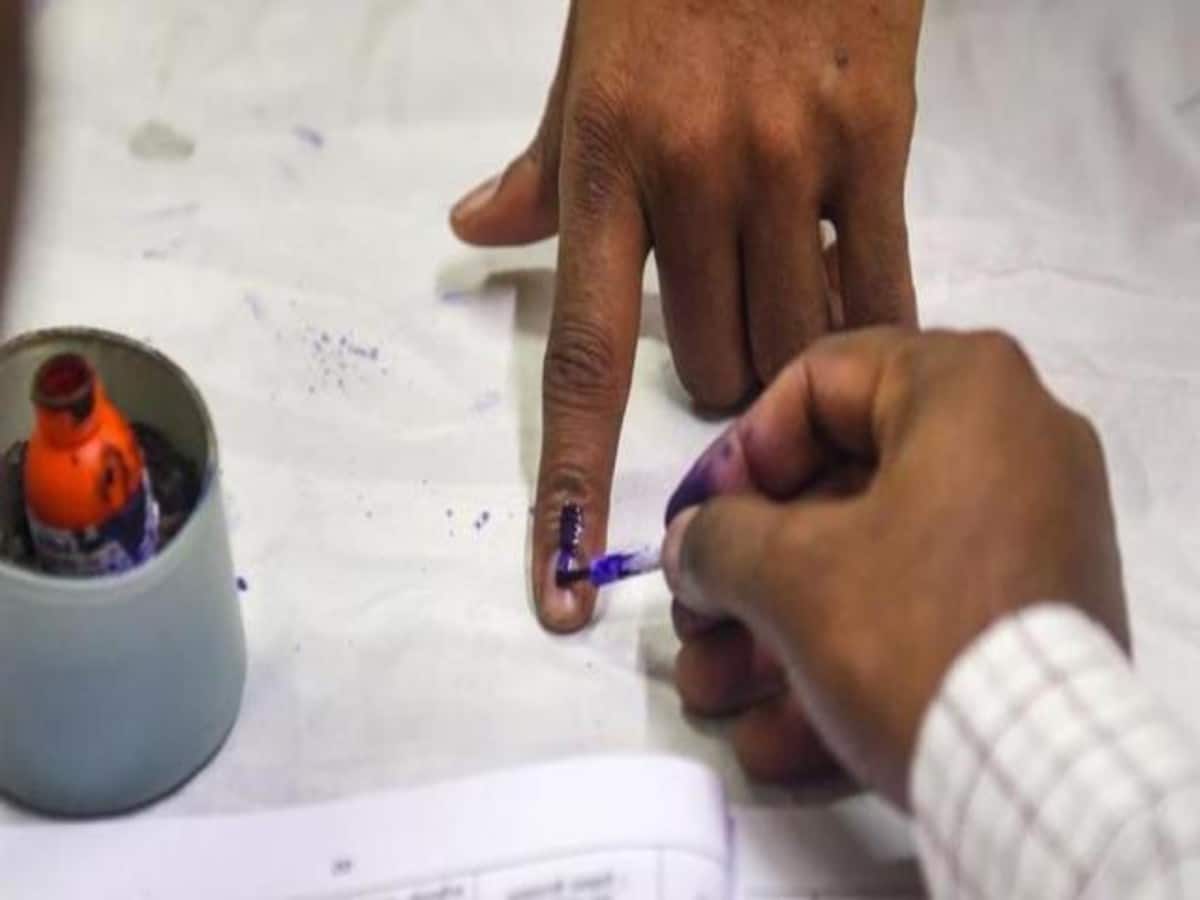 मौसम के लिहाज से राज्य में चुनाव का उपयुक्त समय, उत्तराखंड 19 अप्रैल को होगी वोटिंग मौसम के लिहाज से राज्य में चुनाव का उपयुक्त समय, उत्तराखंड 19 अप्रैल को होगी वोटिंग