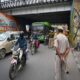 केजरीवाल के लिए AAP के प्रदर्शन की वजह से दिल्ली में बंद हैं कुछ रास्ते, मेट्रो पर भी असर