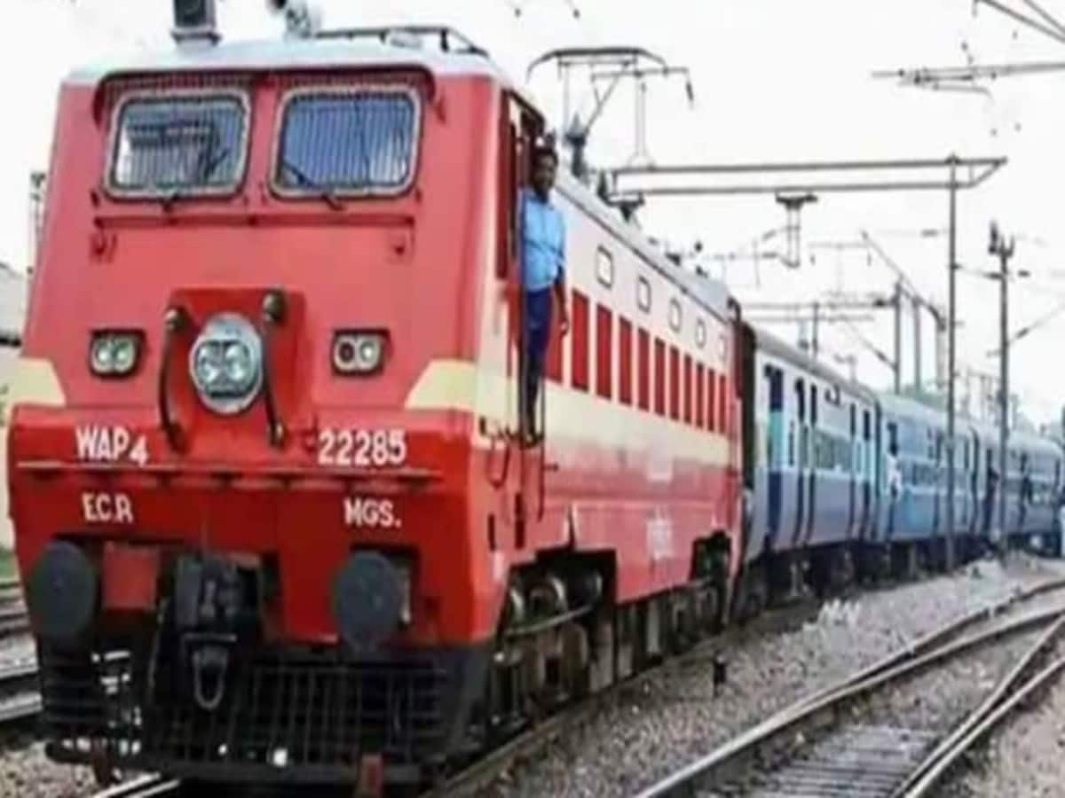 Western Railway: राजस्थान में 39 ट्रेनों का रूट बदला, 4 ट्रेनें कैंसिल, 2 ट्रेनों को आंशिक रद्द Western Railway: राजस्थान में 39 ट्रेनों का रूट बदला, 4 ट्रेनें कैंसिल, 2 ट्रेनों को आंशिक रद्द