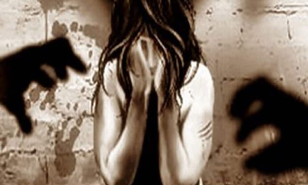 बच्चियां बोली- स्कूल में शिक्षक करते है हमारे साथ गंदा काम; नारायणपुर में सरकारी स्कूल की छात्राओं ने लगाया 3 शिक्षकों पर आरोप