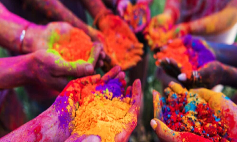 Lok Sabha Elections 2024 which color to play on holi for win know color according to zodiac sign