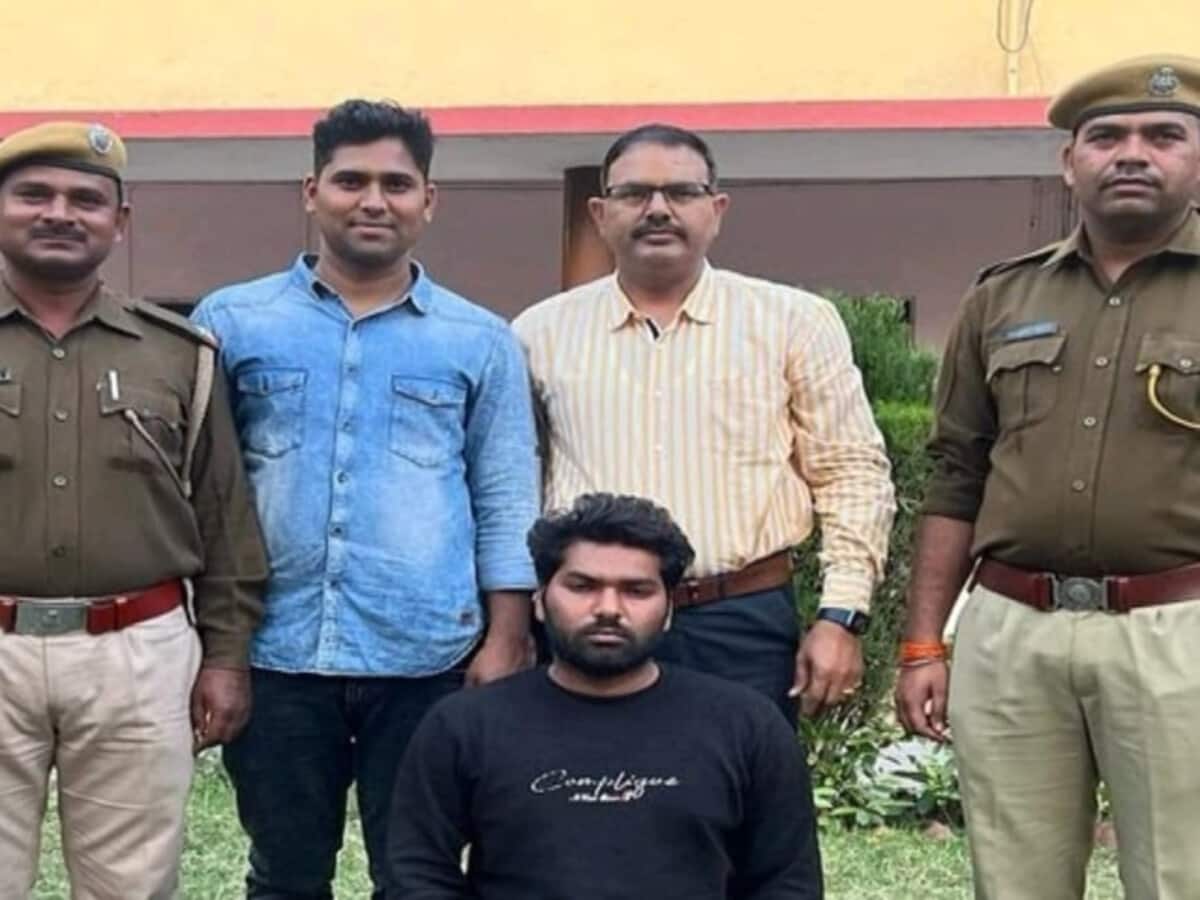 कोटा पुलिस की कामयाबीं, कुख्यात तस्कर इनामी बदमाश मथुरा से गिरफ्तार, ऐसे पकड़ में आया कोटा पुलिस की कामयाबीं, कुख्यात तस्कर इनामी बदमाश मथुरा से गिरफ्तार, ऐसे पकड़ में आया