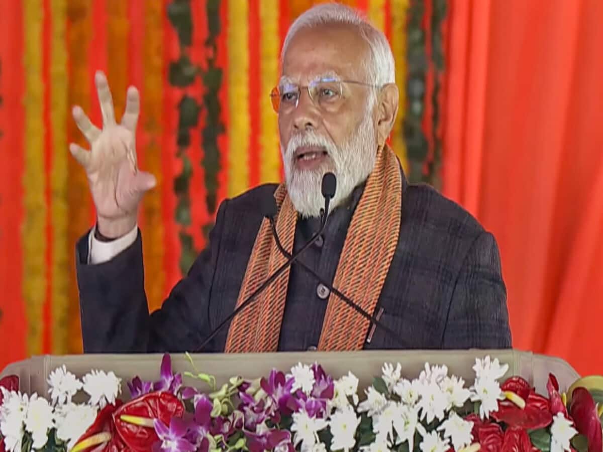 महतारी वंदन योजना का पैसा जैसे ही महिलाओं के खाते में पहुंचा खिल उठे चेहरे, पीएम ने दिलाया लखपति दीदी बनाने का संकल्प महतारी वंदन योजना का पैसा जैसे ही महिलाओं के खाते में पहुंचा खिल उठे चेहरे, पीएम ने दिलाया लखपति दीदी बनाने का संकल्प