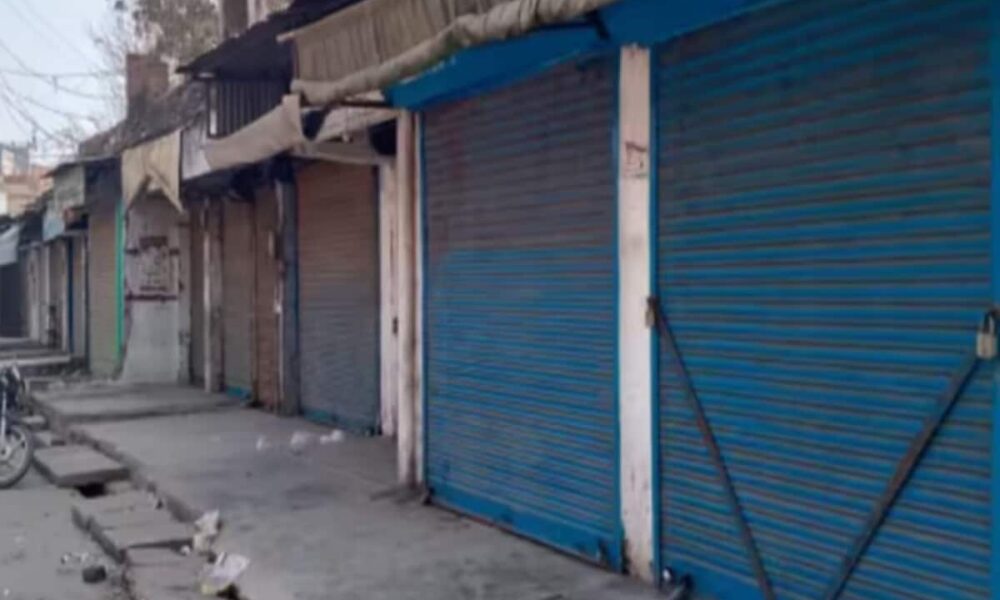 उत्तराखंड में नाबालिग लड़कियों के अपहरण के बाद तनाव, जबरन बंद करवाई जा रहीं मुस्लिमों की दुकानें