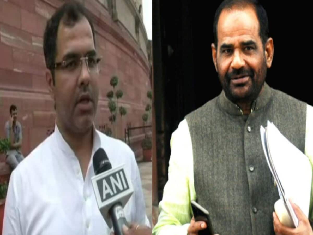 दिल्ली की 4 लोकसभा सीटों पर भाजपा को क्यों बदलना पड़ा चेहरा, ये रहीं 2 बड़ी वजहें दिल्ली की 4 लोकसभा सीटों पर भाजपा को क्यों बदलना पड़ा चेहरा, ये रहीं 2 बड़ी वजहें