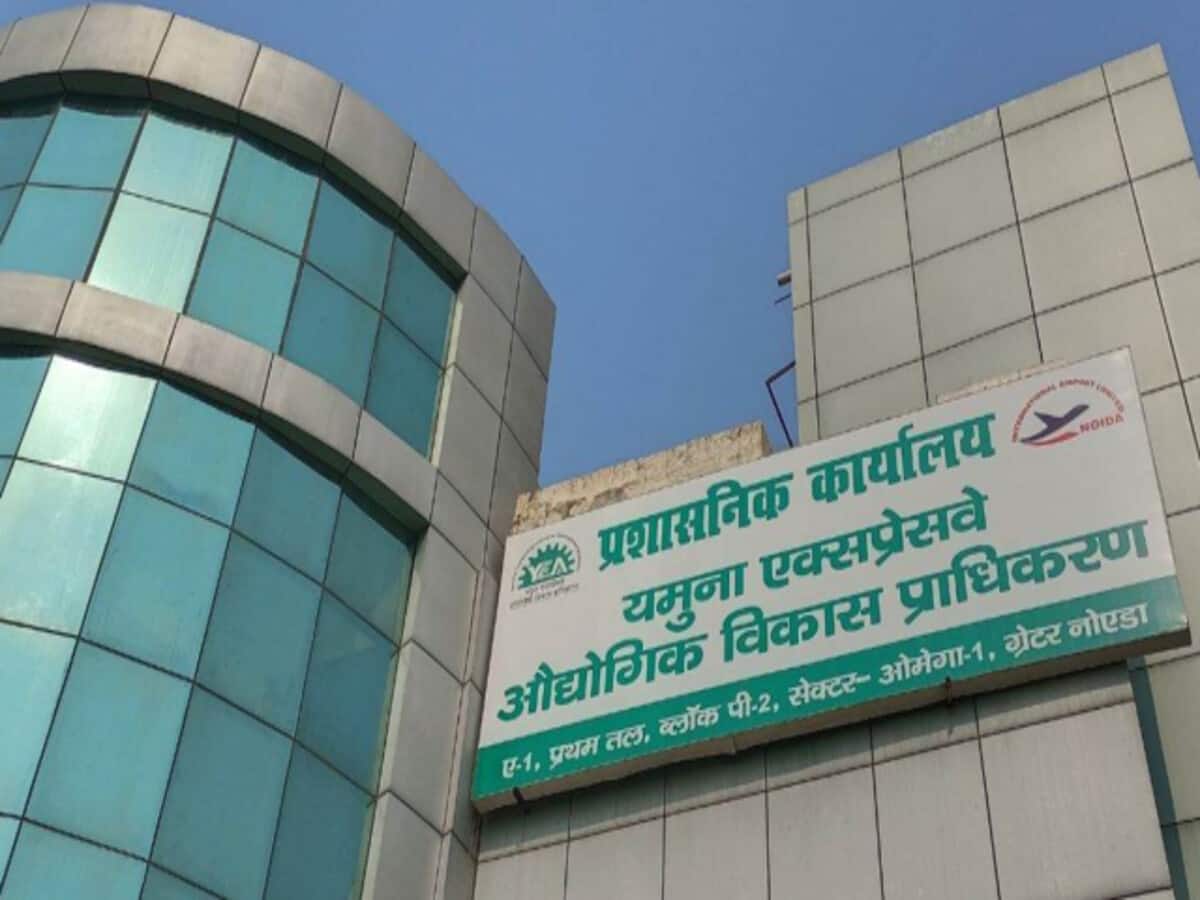 ग्रेटर नोएडा के 19 गांवों की होगी मौज, यीडा बनाएगा स्मार्ट; शहर जैसी मिलेंगी सुविधाएं ग्रेटर नोएडा के 19 गांवों की होगी मौज, यीडा बनाएगा स्मार्ट; शहर जैसी मिलेंगी सुविधाएं