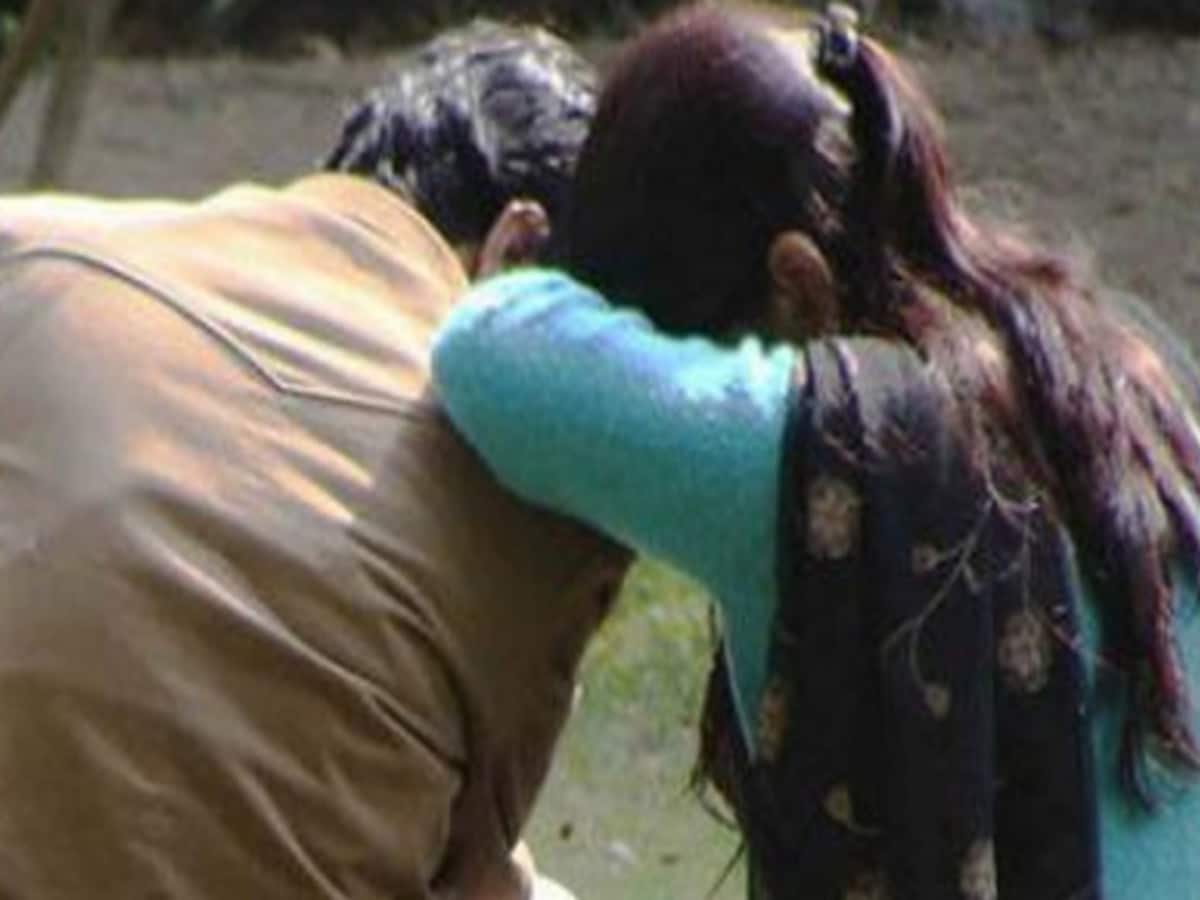 शादी का वादा, लिव इन में रहा, गर्भवती होने पर महिला संग की ऐसी करतूत शादी का वादा, लिव इन में रहा, गर्भवती होने पर महिला संग की ऐसी करतूत