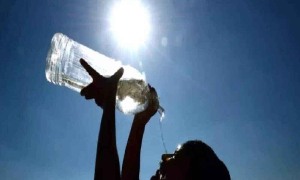 UP Weather: प्रदेश में सबसे गर्म रहा कानपुर, यूपी में पारा 43 पार, रेड अलर्ट जारी