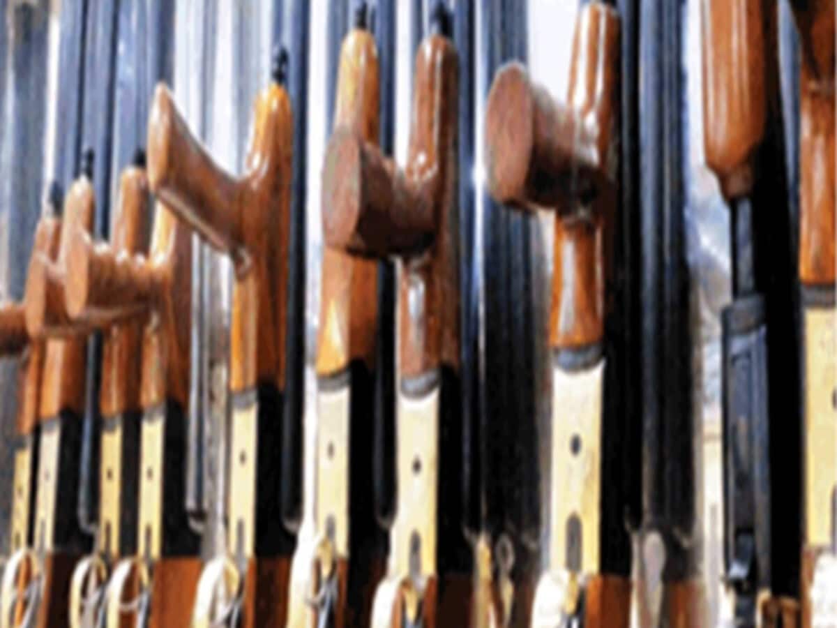 not everyone will have to deposit weapons in lok sabha elections high court gives big relief not everyone will have to deposit weapons in lok sabha elections high court gives big relief