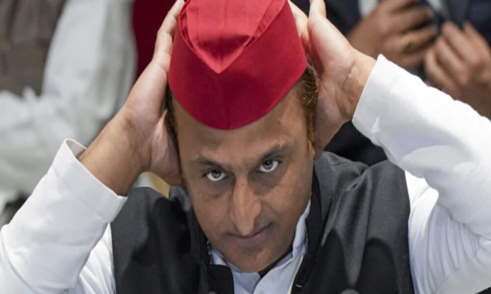 akhilesh yadav has changed lok sabha tickets confusion still exists on some seats what happening in samajwadi party