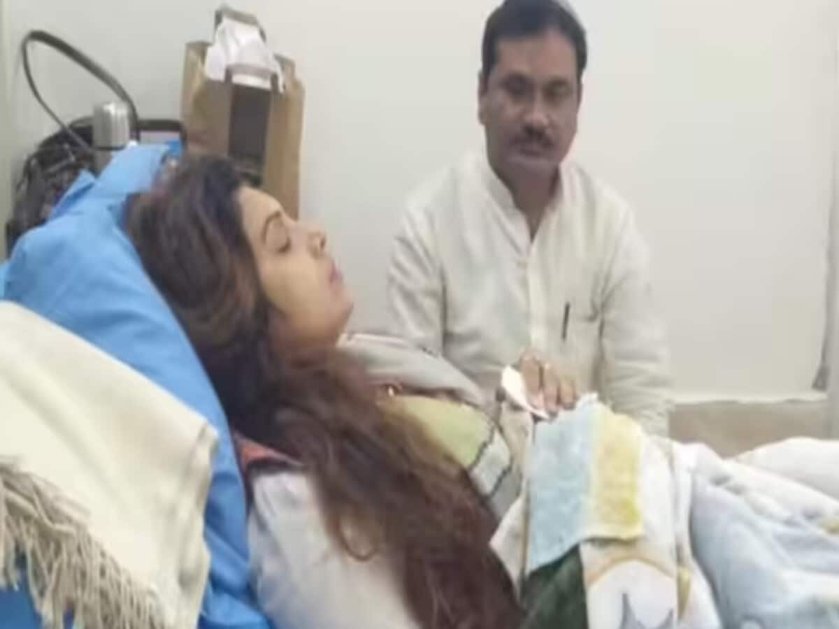 samajwadi party is keeping an eye on the health of gorakhpur candidate kajal nishad akhilesh yadav took information samajwadi party is keeping an eye on the health of gorakhpur candidate kajal nishad akhilesh yadav took information