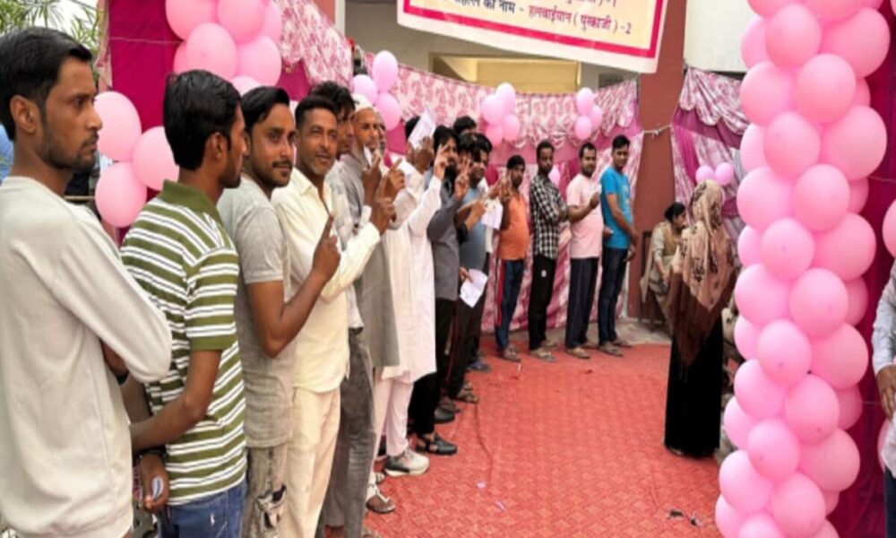 up top news today 19 april lok sabha first phase election pm modi rally amroha akhilesh yadav mayawati priyanka gandhi