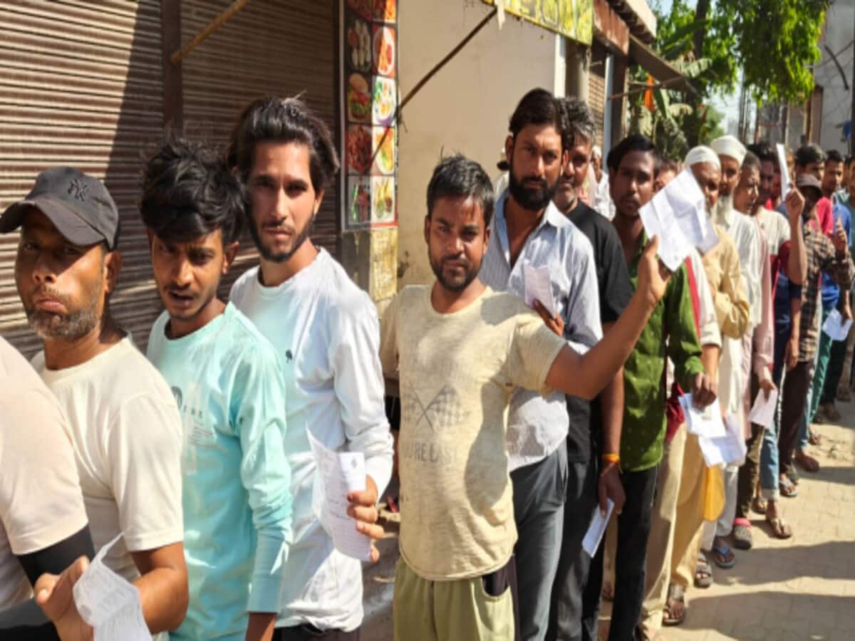 up top news today 26 april loksabha election 2nd phase voting percentage seats cm yogi akhilesh yadav Mayawati up top news today 26 april loksabha election 2nd phase voting percentage seats cm yogi akhilesh yadav Mayawati