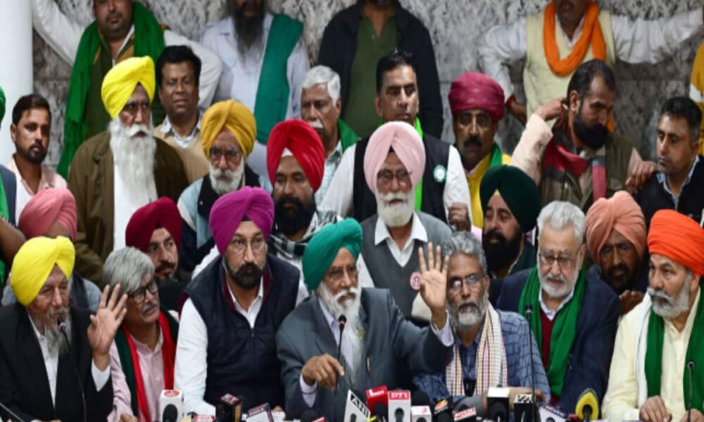 7 अप्रैल को होगा पूरे देश में हल्लाबोल, रोकी जाएंगी ट्रेनें; संयुक्त किसान मोर्चा का ऐलान