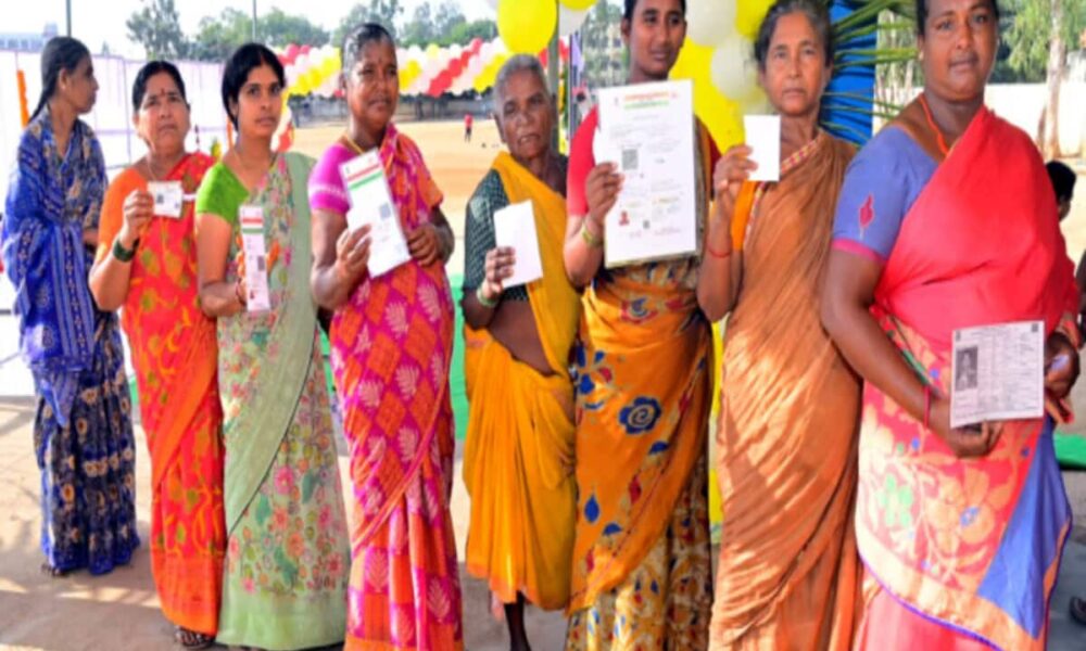 Lok Sabha Election Voting Live: मध्य प्रदेश की छह सीटों के लिए मतदान आज, हनुमान की शरण में नाथ परिवार