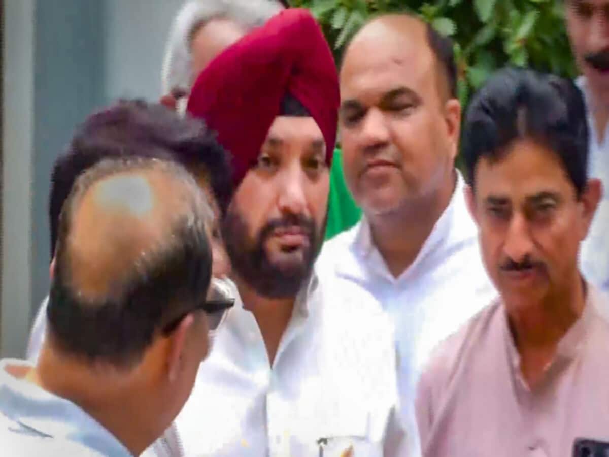भाजपा में जाने की अटकलों पर लवली का दो टूक जवाब, इस्तीफे के बाद बताई मन की बात भाजपा में जाने की अटकलों पर लवली का दो टूक जवाब, इस्तीफे के बाद बताई मन की बात