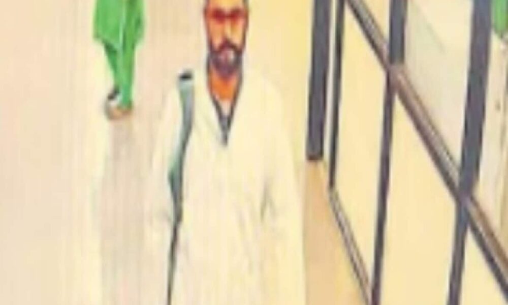 अस्पताल में डॉक्टर का कोट पहन ‘बैग चोर ऑपरेशन’, मरीजों-डॉक्टरों का कीमती सामान चोरी