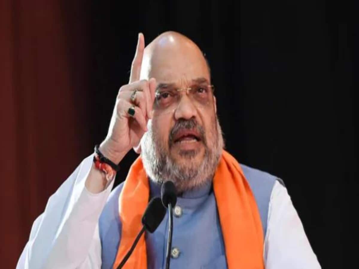 ashok gehlot wants to make his son cm amit shah lashed out at congress in rajasthan ashok gehlot wants to make his son cm amit shah lashed out at congress in rajasthan