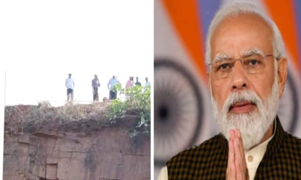 PM Modi expressed grief over the Chhattisgarh bus accident 12 killed 15 injured as a bus full of employees fell into a ditch