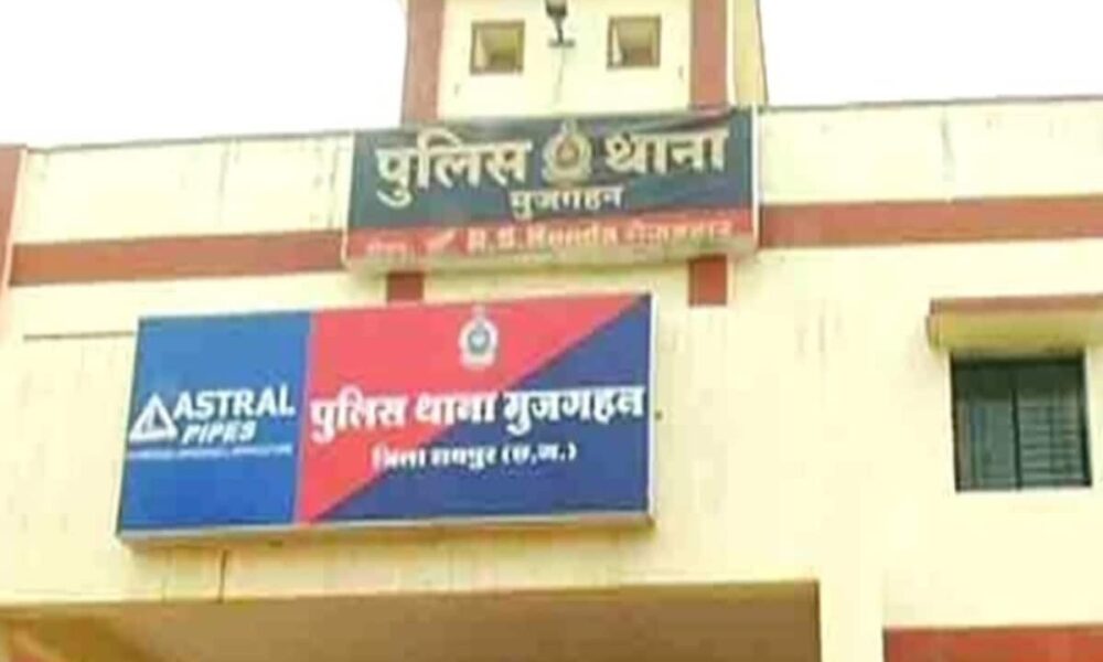 थाने में घुसकर बदमाशों को छुड़ाने पहुंची भीड़, रायपुर पुलिस को देख लेने की धमकी, जमकर मचा बवाल