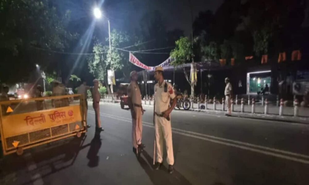 दिल्ली पुलिस से बदला लेने को बनाई रील, हवालात पहुंचा 20 साल का लड़का; क्या है मामला