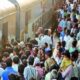 दिल्ली-UP के लखनऊ और हावड़ा जाने वाली ट्रेनें पैक, सीटों की वेटिंग 100 के पार