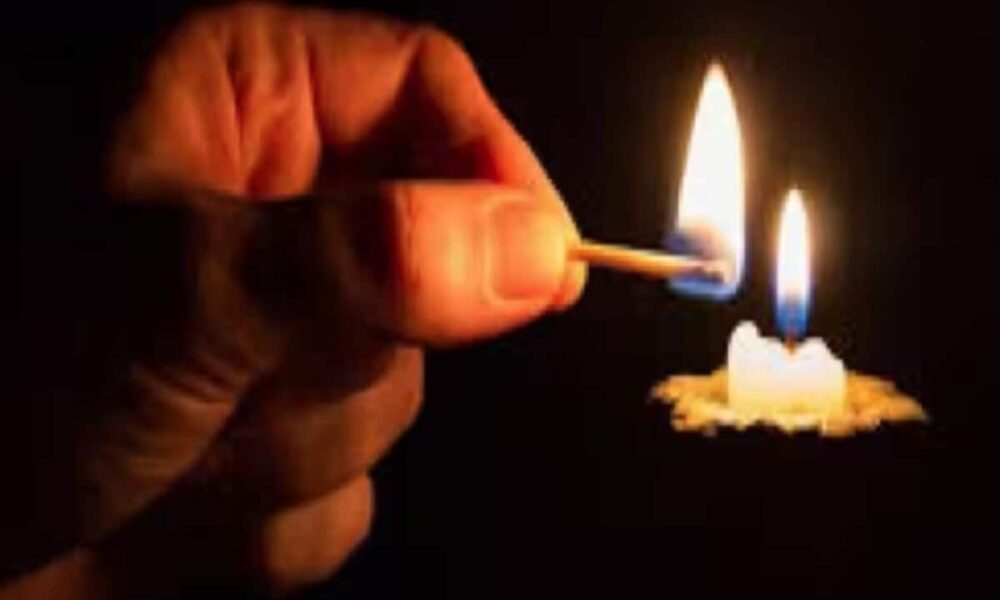 तापमान बढ़ने के साथ ही बिजली कटौती छुड़ाएगी पसीना, मांग बढ़ने के साथ उत्पादन घटा