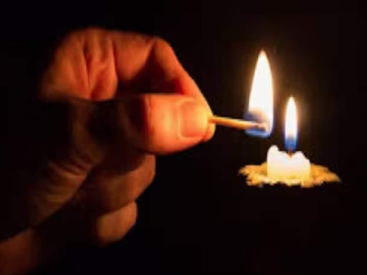 तापमान बढ़ने के साथ ही बिजली कटौती छुड़ाएगी पसीना, मांग बढ़ने के साथ उत्पादन घटा तापमान बढ़ने के साथ ही बिजली कटौती छुड़ाएगी पसीना, मांग बढ़ने के साथ उत्पादन घटा